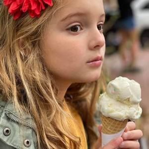 Meet your Posher, Kara